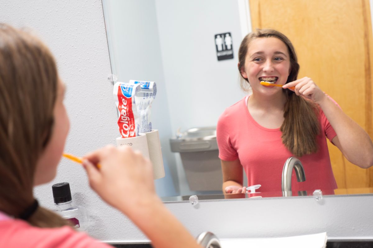 The Benefits of Seeing an Orthodontist In Your Local Community